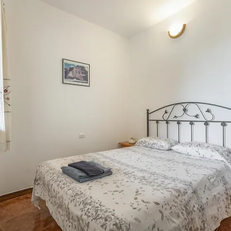 Apartament Nayara A Calera